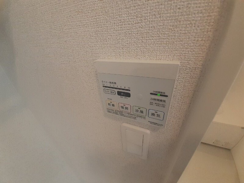 物件内観写真3　(同型タイプのお写真です。)