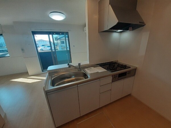 キッチン(同型タイプのお写真です。)