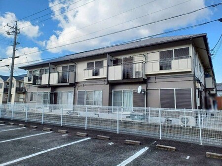 シャトー四時福外観写真