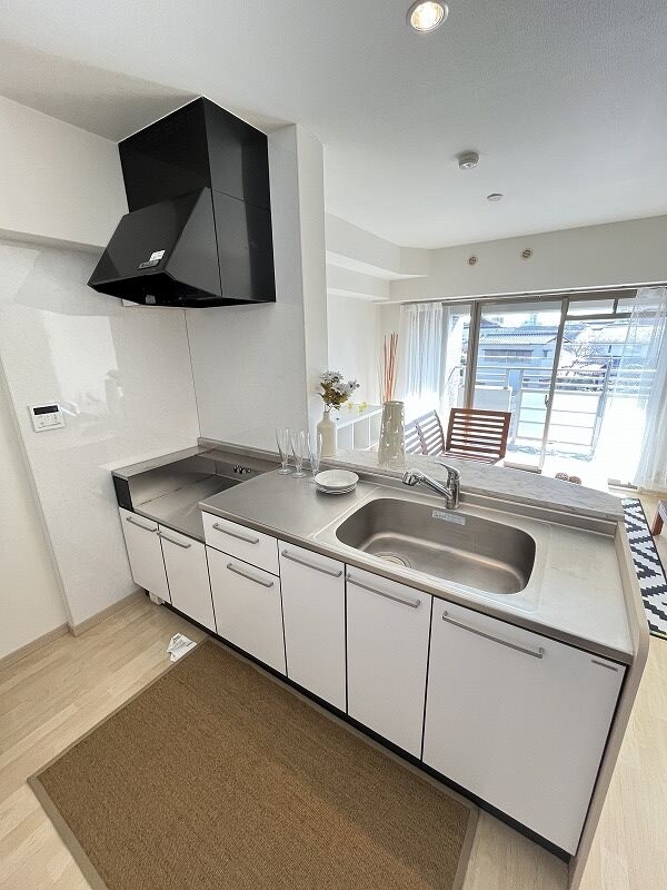 物件内観写真3　(※反転タイプ※)