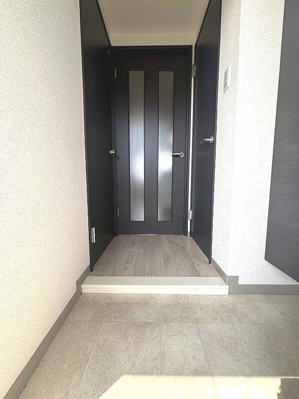 物件内観写真7　(※反転タイプ角部屋写真使用)