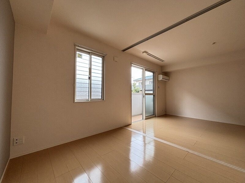 物件内観写真6　(※掲載情報と物件の現況が異なる場合、現況を優先するものとしま)