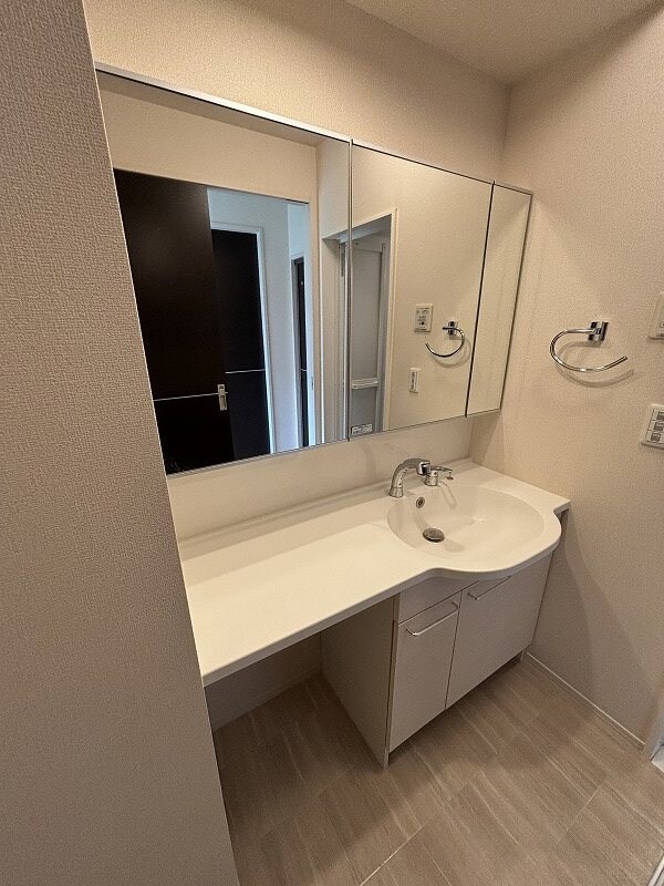 物件内観写真9　(※掲載情報と物件の現況が異なる場合、現況を優先するものとしま)