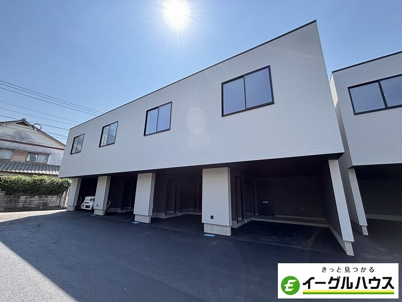 GARAGE　HOUSE　AIKAWA　A棟