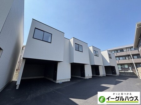 GARAGE　HOUSE　AIKAWA　B棟外観写真