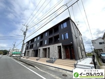 ファミリア長門石の外観写真