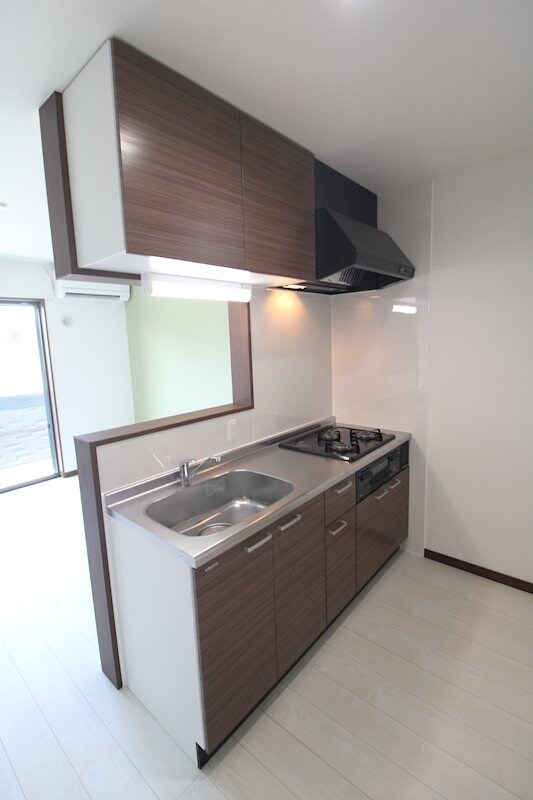 物件内観写真3　(同タイプ物件写真参照)