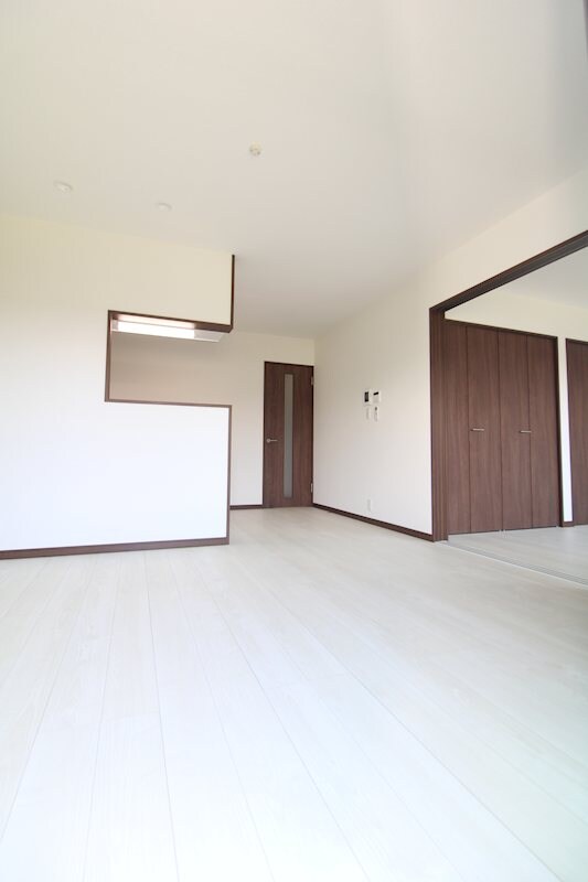 物件内観写真4　(同タイプ物件写真参照)