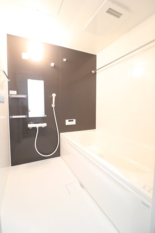 物件内観写真5　(同タイプ物件写真参照)