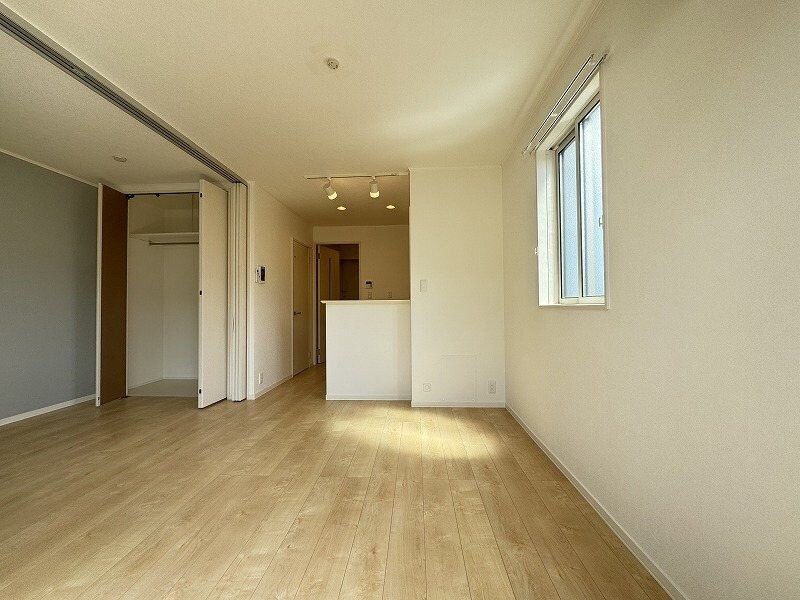物件内観写真4　(※掲載情報と物件の現況が異なる場合、現況を優先するものとしま)