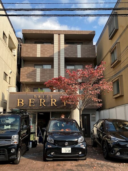 スクエアヒルズモモヤマ外観写真