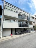 プレシャスコート
