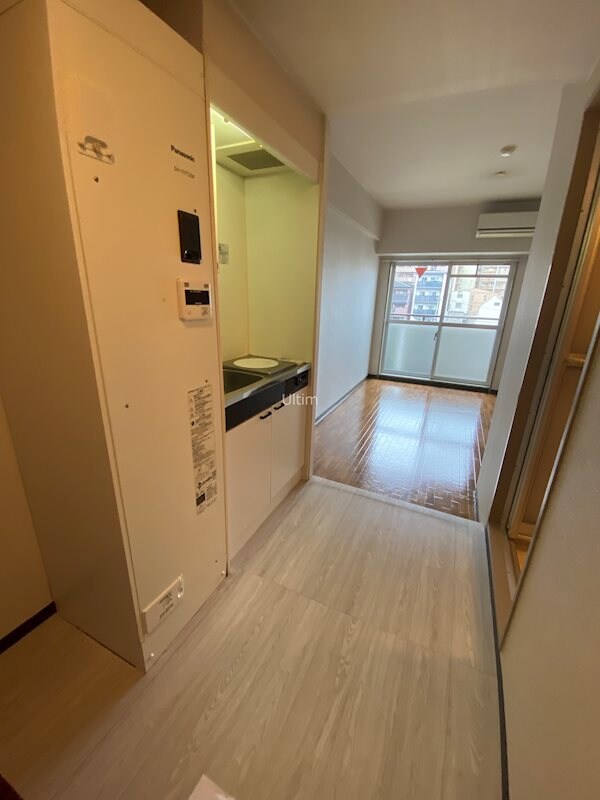 玄関(別の部屋の写真)