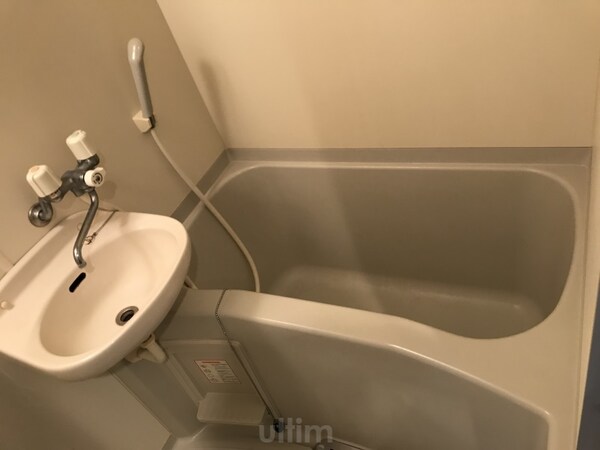 風呂画像(別の部屋の写真)