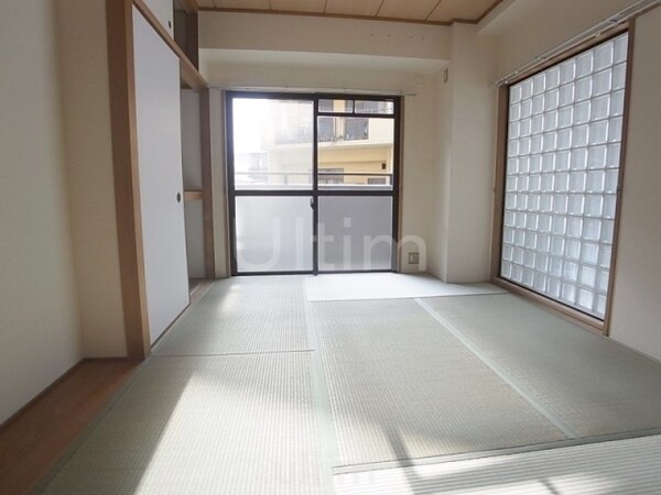 ベッドルーム(※別のお部屋のお写真です。御参考までに。)