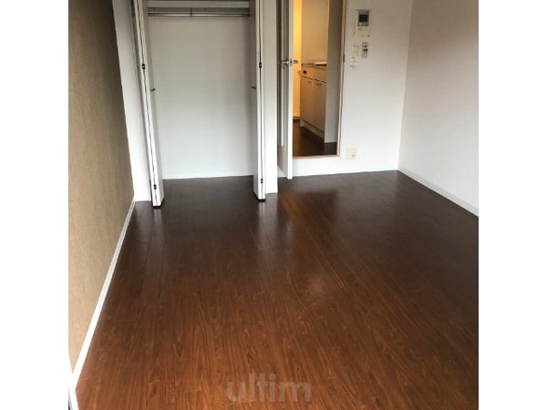 ベッドルーム(他の部屋の写真です。)