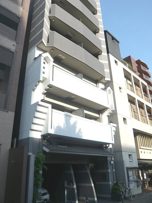 ジョイシティ二条城前の物件外観写真