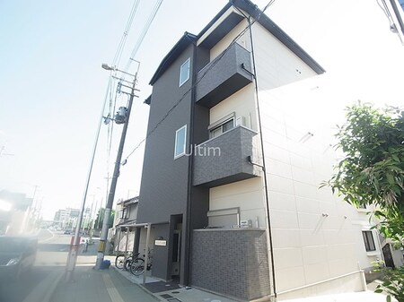 プレシャス五番館外観写真