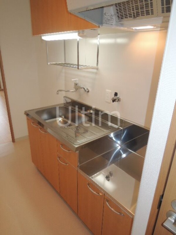 キッチン(違うお部屋の写真です。ご参考までに)