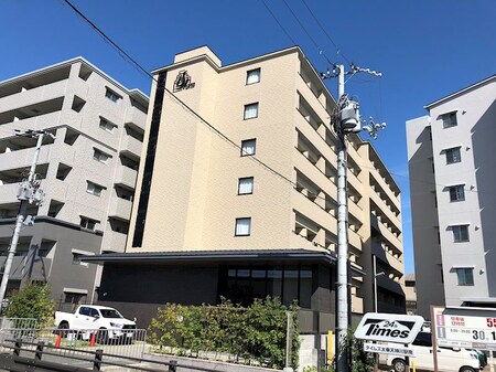 アスヴェル京都太秦外観写真