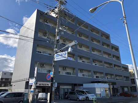 ラーク安田PARTIII外観写真