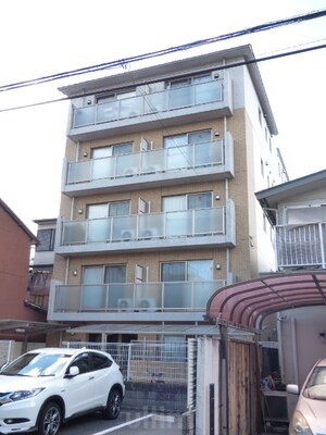 ラウム伏見外観写真