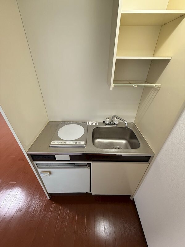 キッチン(別部屋の写真です)