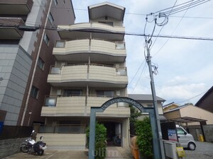 BOIS　DE　BOULOGNE外観写真