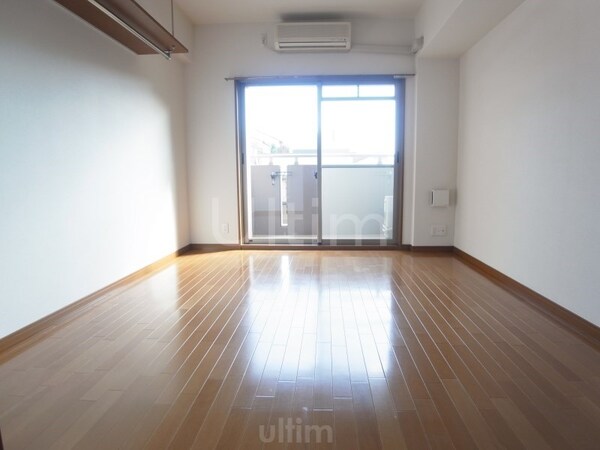 リビング(※他の部屋の写真です)