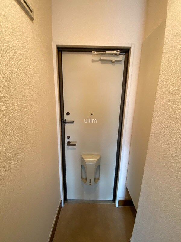 玄関(※別のお部屋のお写真です。御参考までに。)