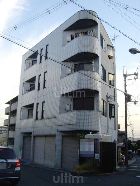 シャトレカルマン外観写真