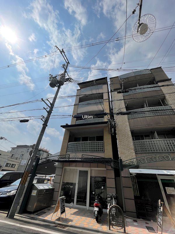モア河原町II