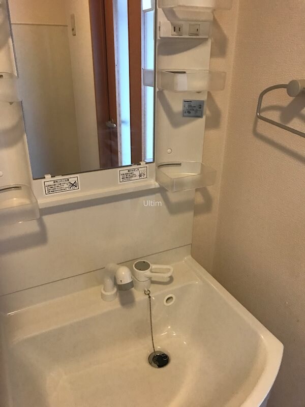 洗面所(違うお部屋の写真です。ご参考までに)