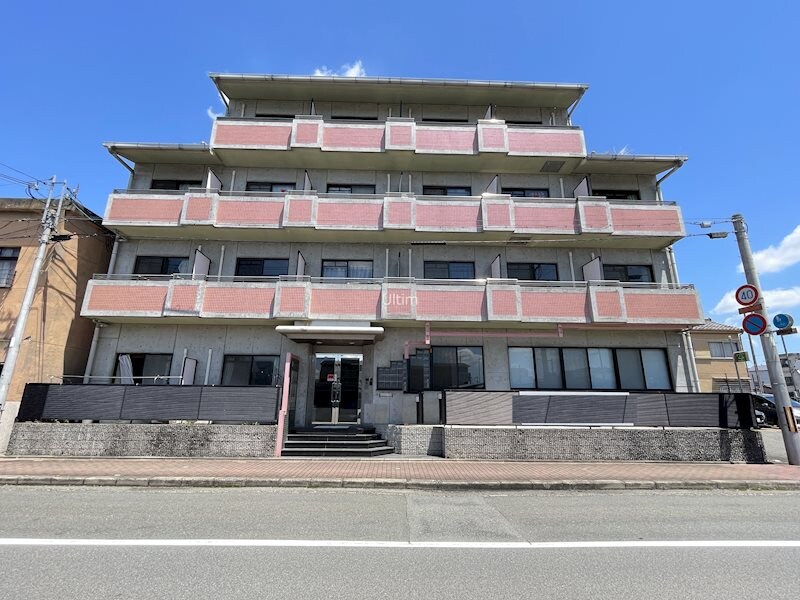 COLLEAGUEの物件外観写真