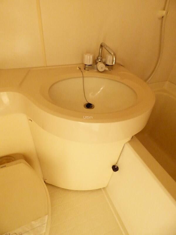 洗面所(違うお部屋の写真です。ご参考までに)