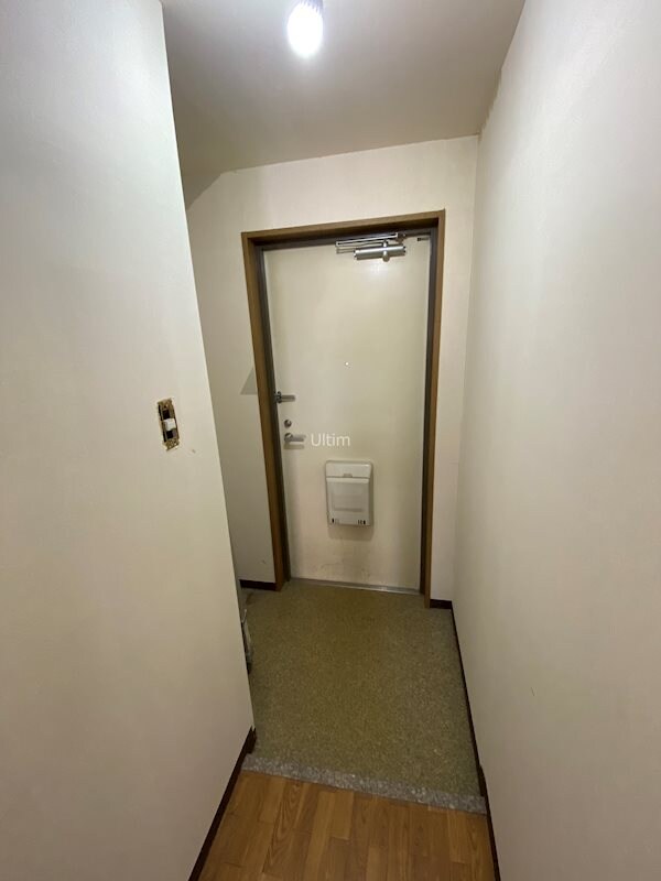 玄関(※改装中の写真です)