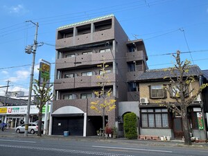 ゴールドクレスト外観写真