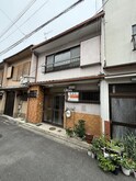 太秦安井春日町貸家