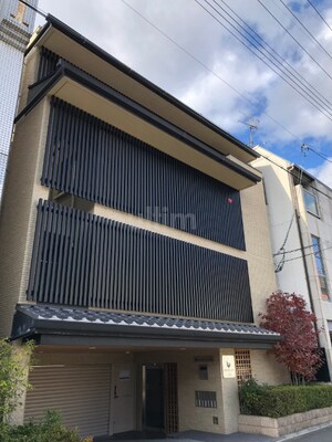 シュシュパルク六条院外観写真