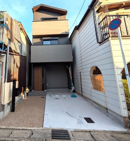 醍醐御園尾町　貸家外観写真