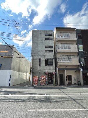 綾小路アパートメント外観写真