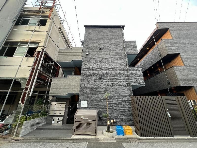 グランシャレー梅島駅前の物件外観写真