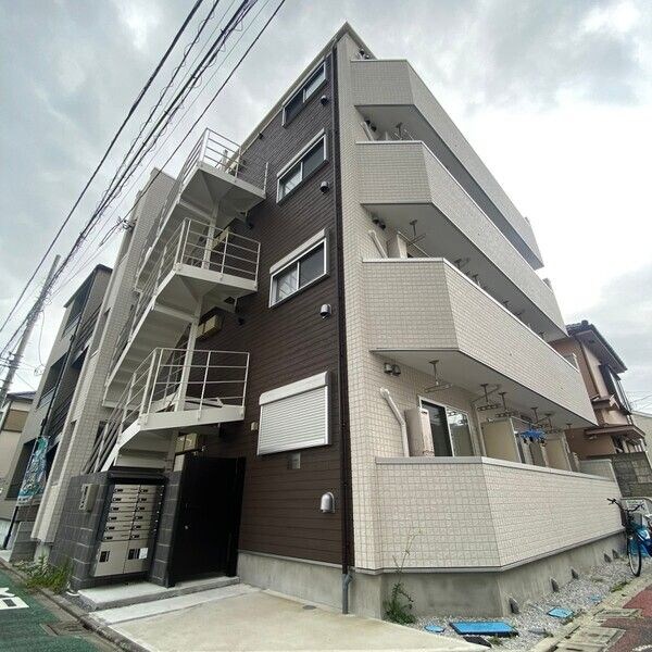 メルディア北綾瀬Ⅱの物件外観写真