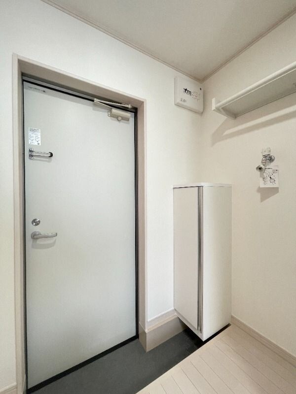 玄関(※別部屋参考写真)