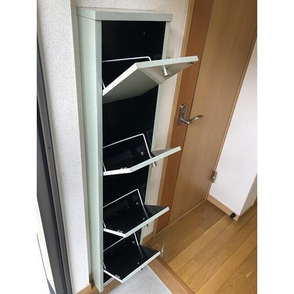 内装他