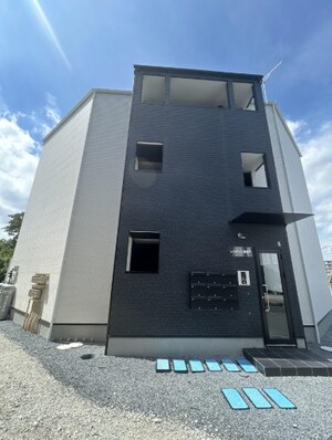 レジデンス新松戸外観写真