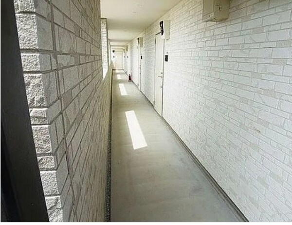 エントランス(別部屋参考写真)