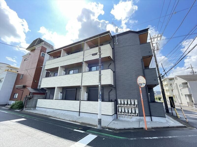 robot homeお花茶屋Ⅱ(ロボットホームオハナヂャヤツー)の物件外観写真