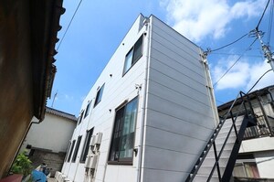 ＩＬ　ＲＯＳＳＯ町屋外観写真