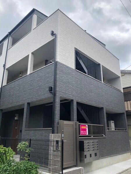 アンビシオン新田外観写真